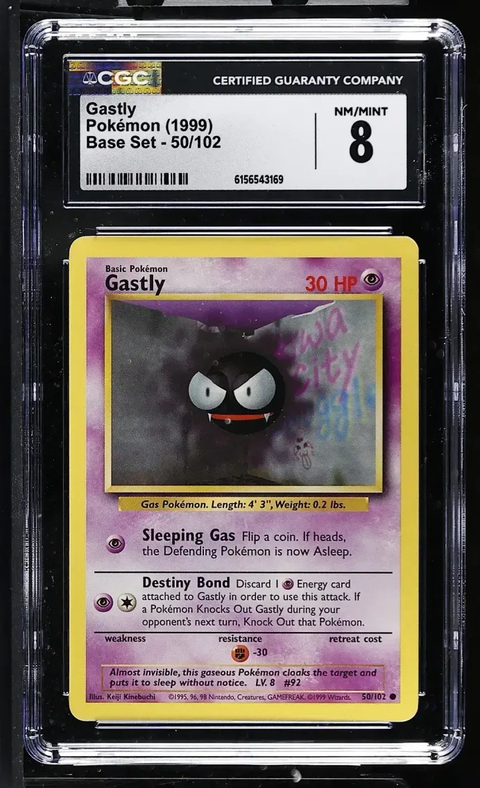 1999 #50 Gastly CGC 8 Base Set - Unlimited - English