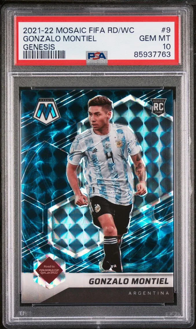 2021 #9 Gonzalo Montiel PSA 10 Panini Mosaic FIFA Road to World Cup