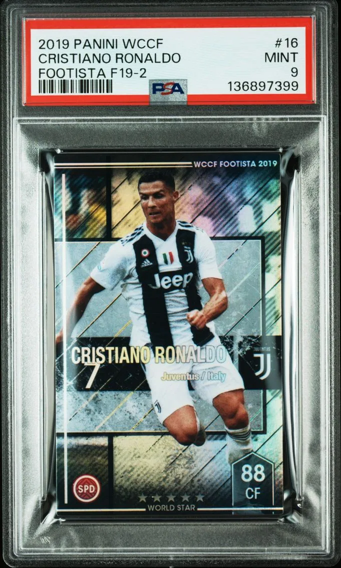 2019 #16 Cristiano Ronaldo PSA 9 Panini Wccf Footista F19-2