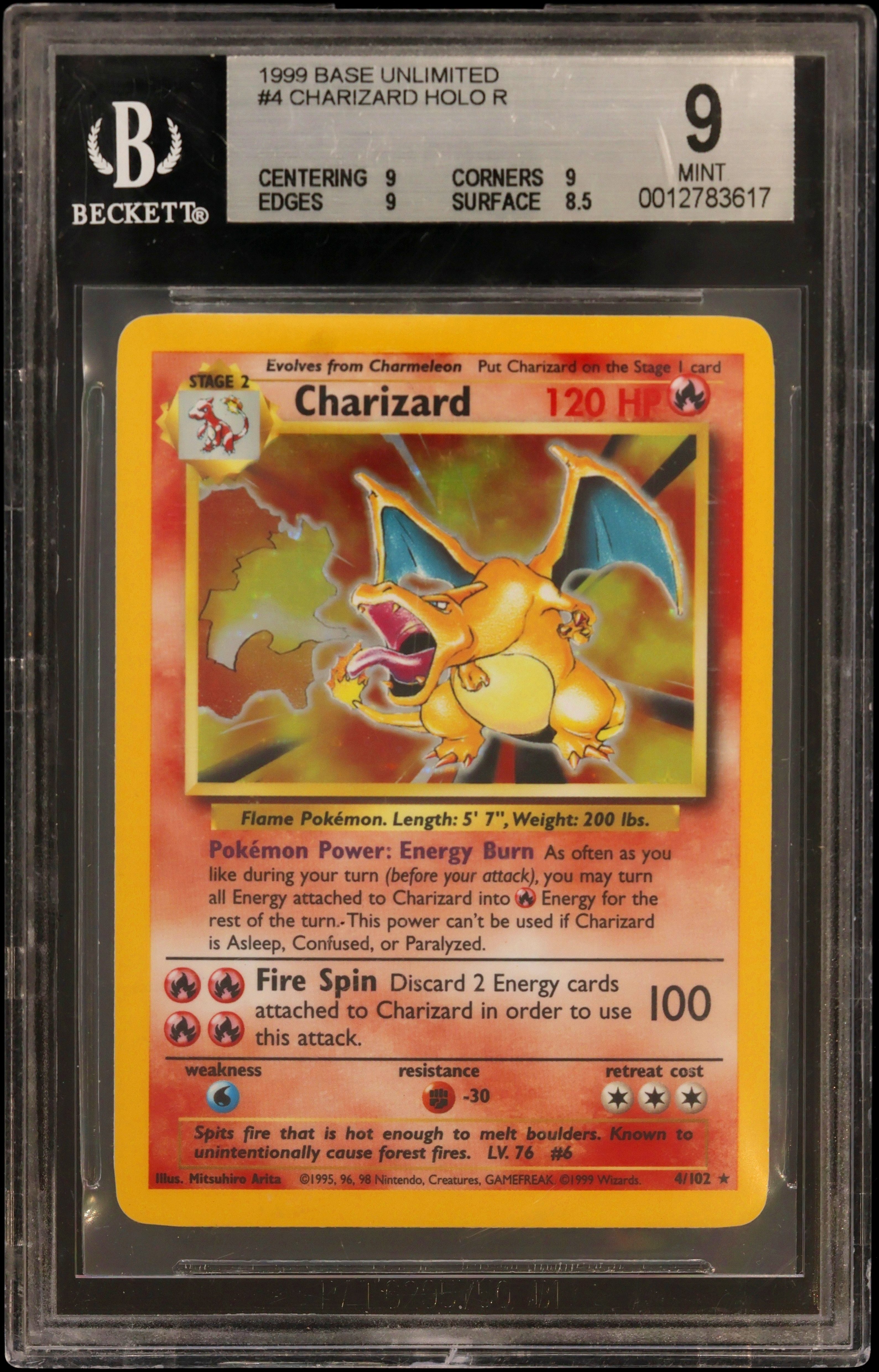 Charizard HOLO R