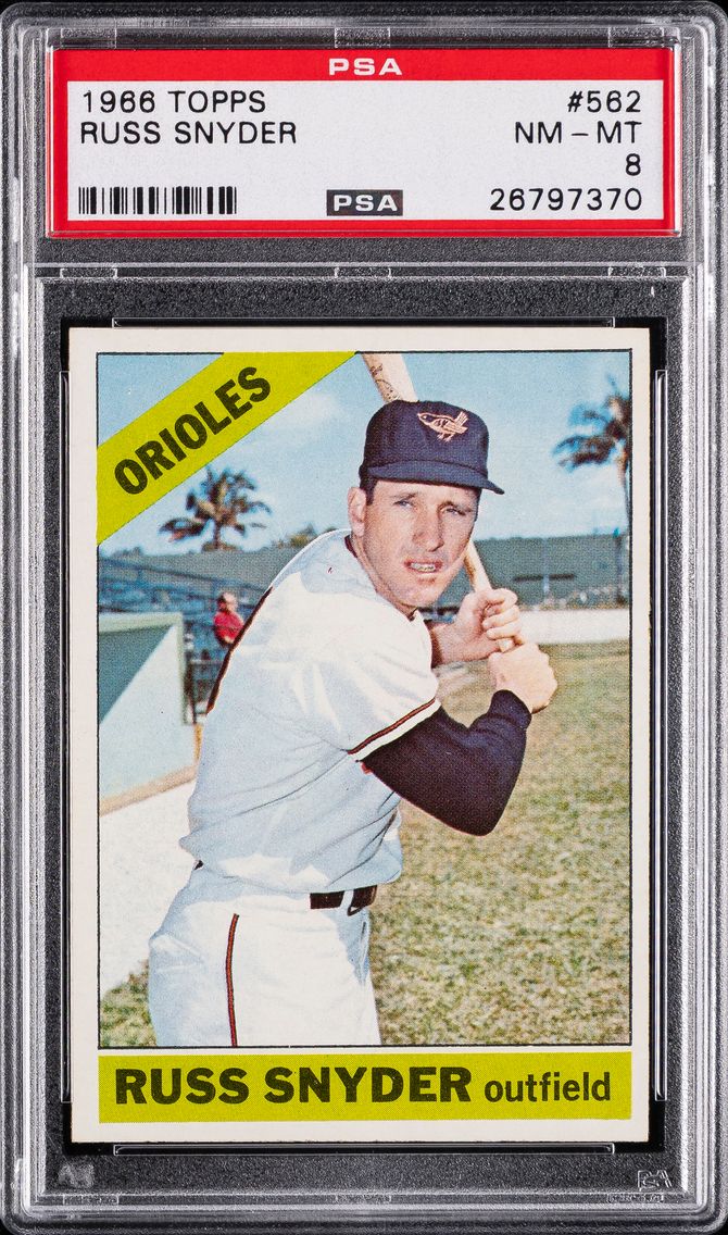 1966 #562 Russ Snyder PSA 8 Topp